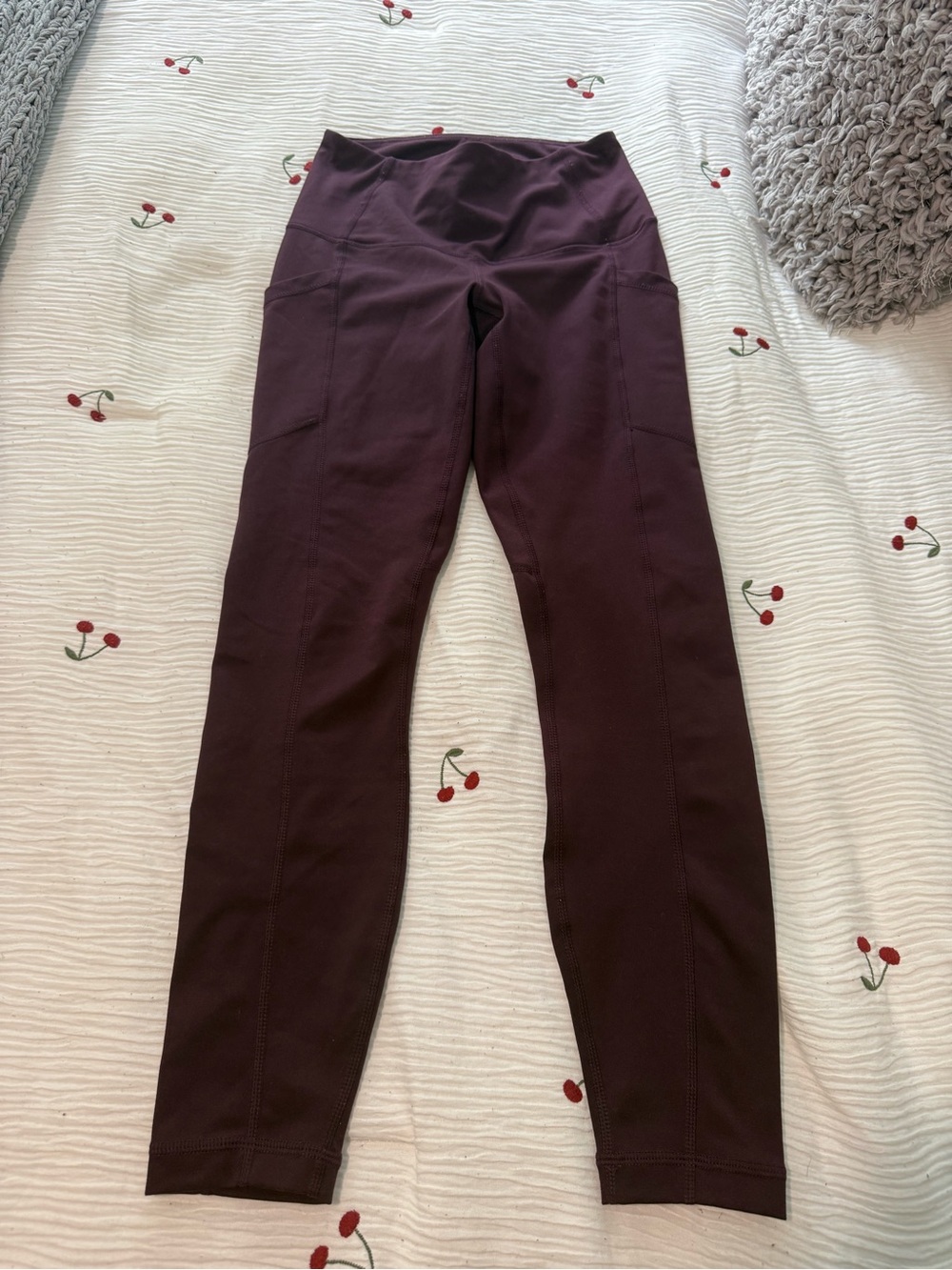 Women’s leggings with side pocket